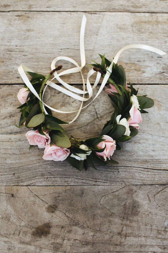 doggie flower crown for wedding