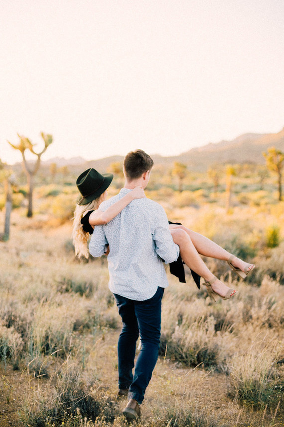 Boho engagement shoot in Joshua Tree