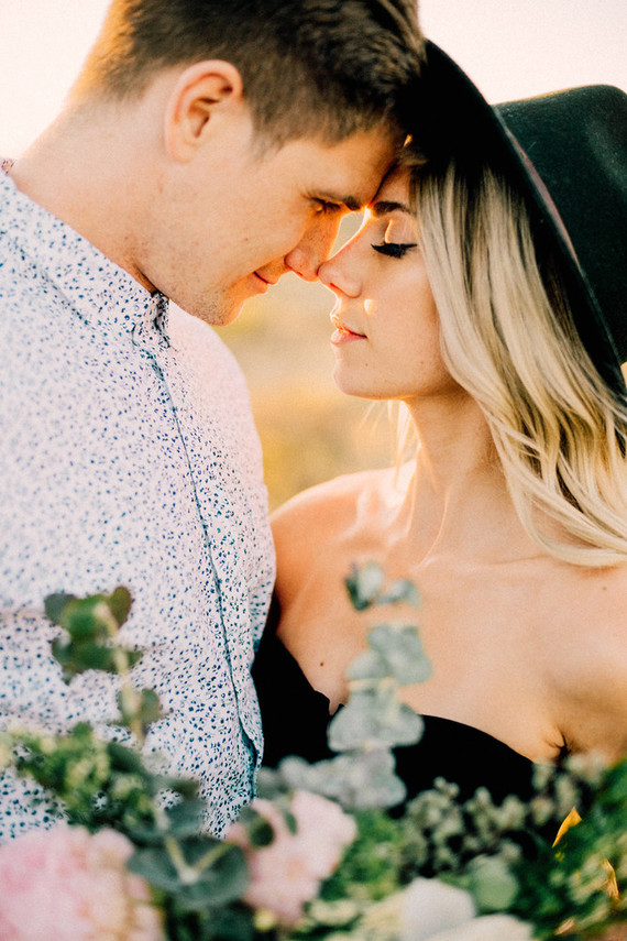 Boho engagement shoot in Joshua Tree