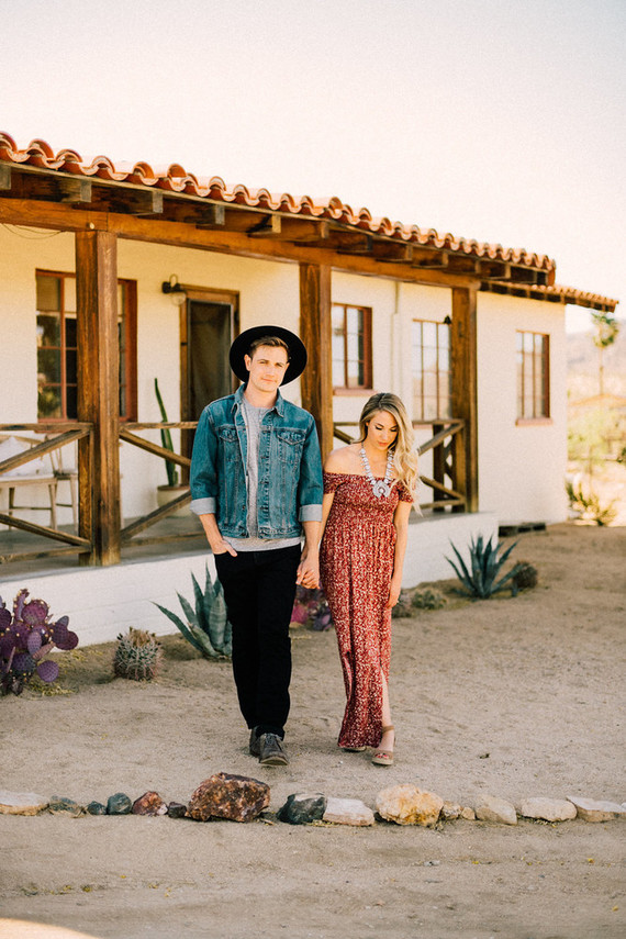 Boho engagement shoot in Joshua Tree