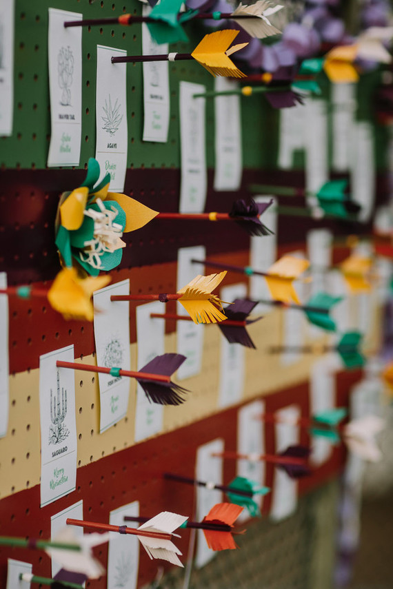 dart escort card display