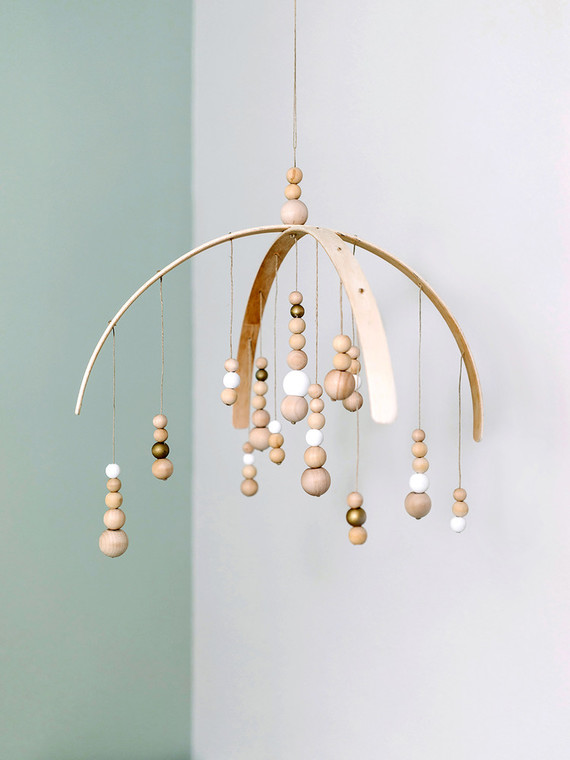 DIY natural wood mobile