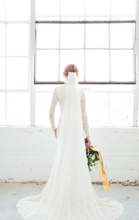 Modern minimal fall wedding ideas