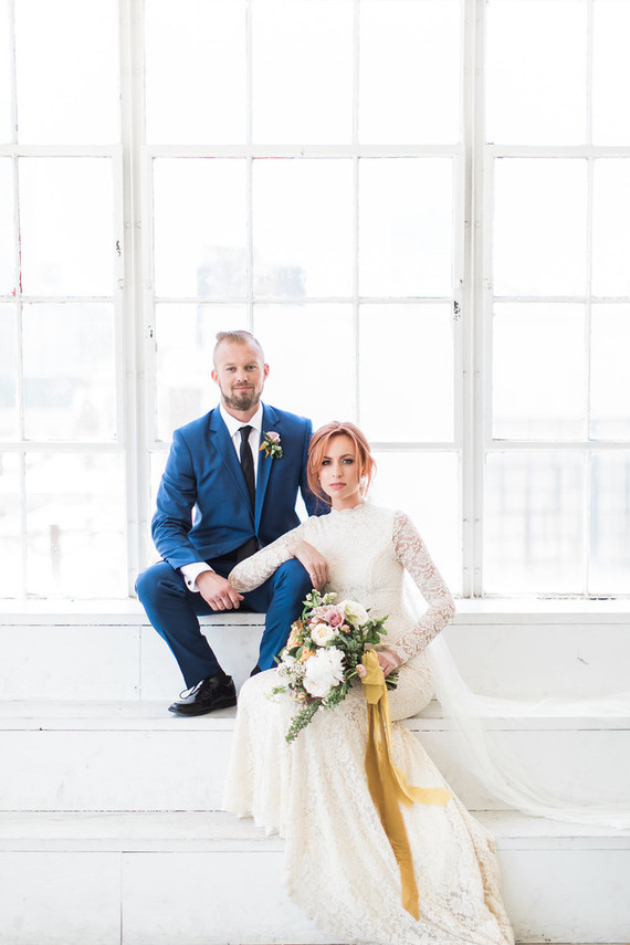 Modern minimal fall wedding ideas