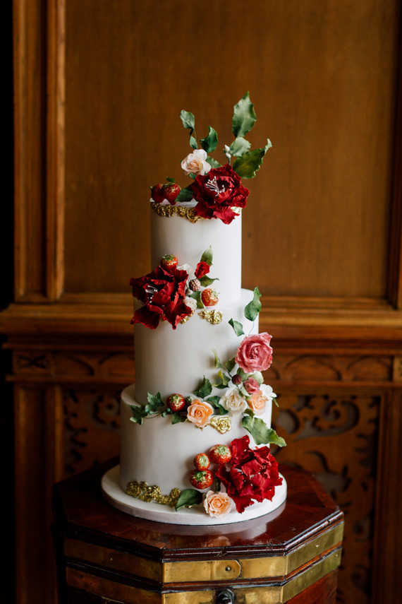 Sugared rose wedding cake