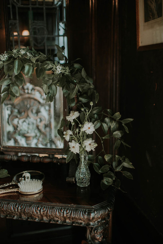 Moody, ornate Secret Garden-inspired bridal editorial Inspiration