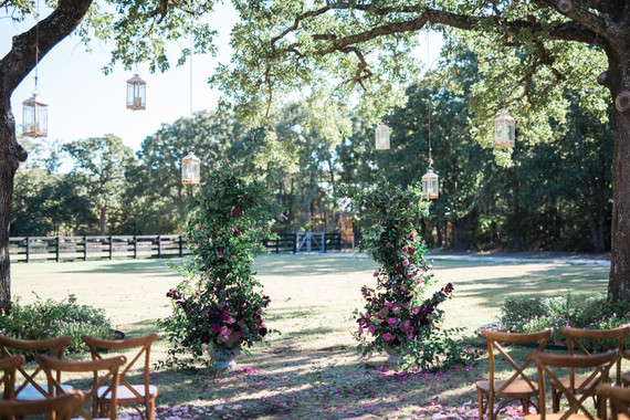 Bright, modern barn wedding Inspiration