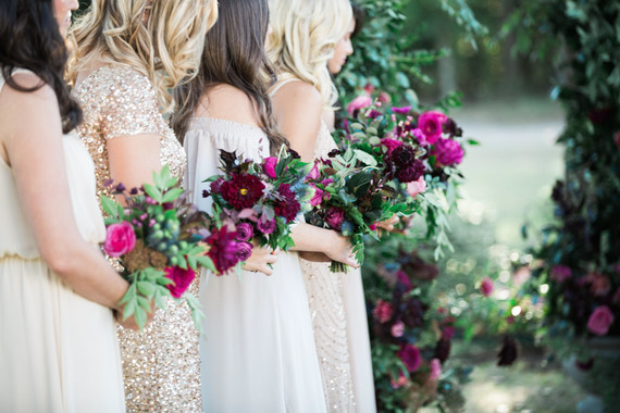 Bright, modern barn wedding Inspiration