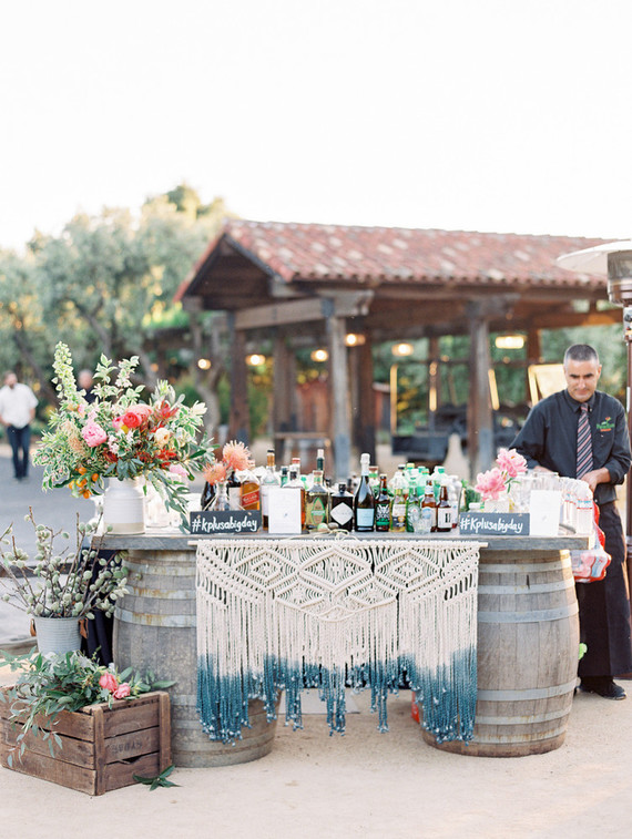 Wedding bar with macrame details