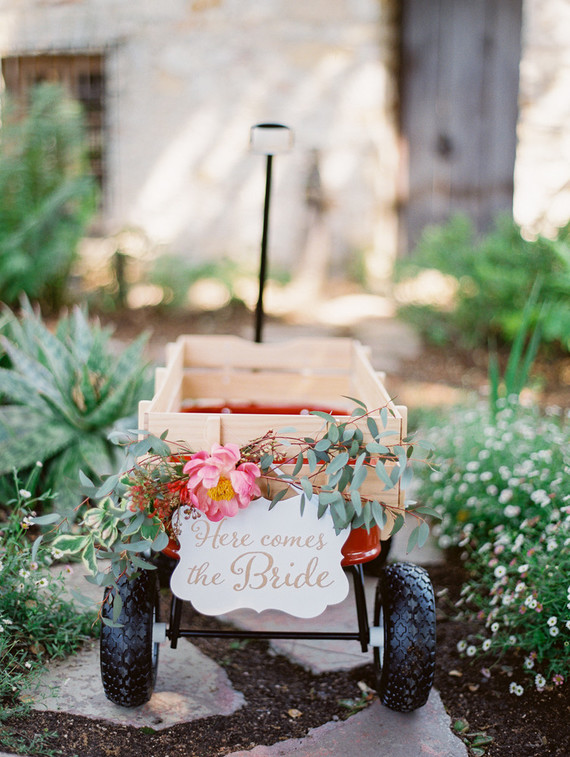 Flower girl wagon