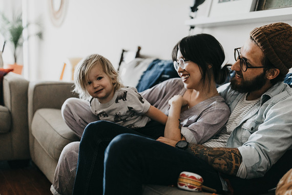 At home family session with macrame artist Judah Co.