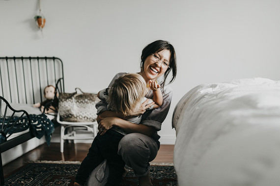 At home family session with macrame artist Judah Co.