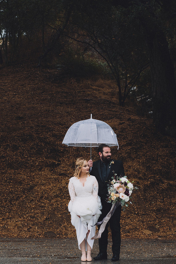 Moody rainy Topanga Canyon wedding at the 1909
