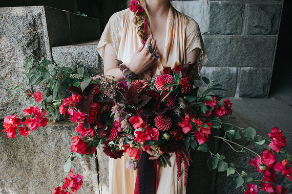 Dramatic fall floral ideas