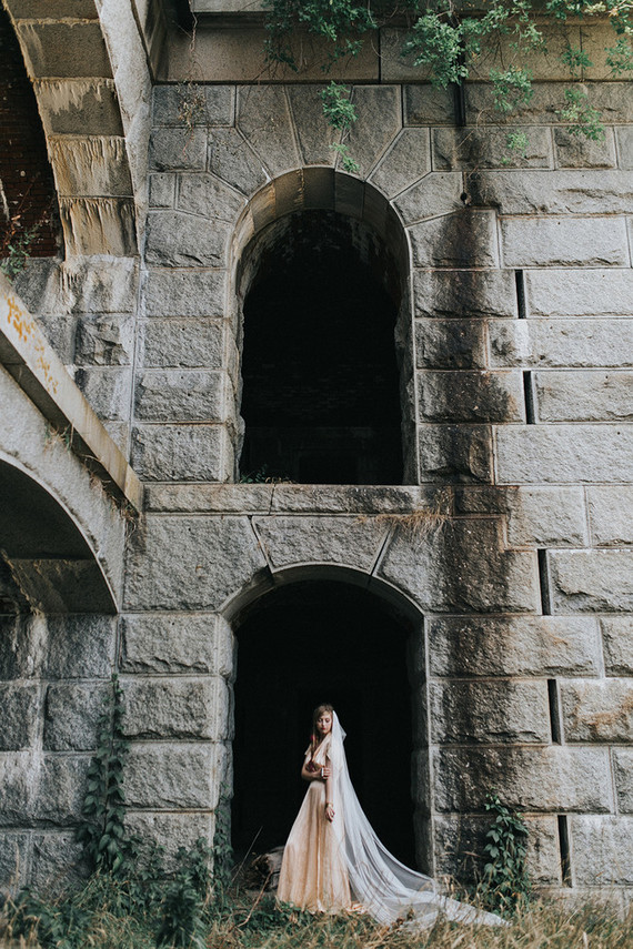 Dramatic fall floral ideas