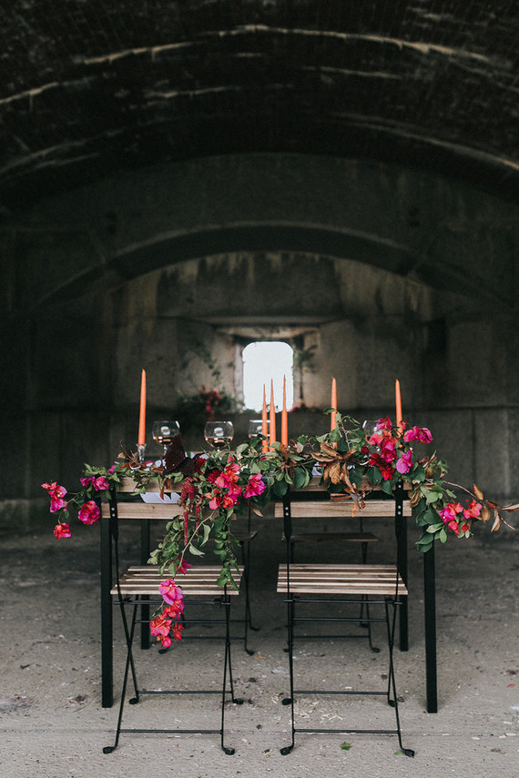 moody fall tablescape ideas