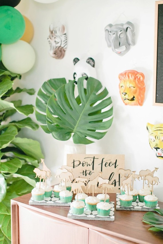 Jungle themed first birthday party ideas
