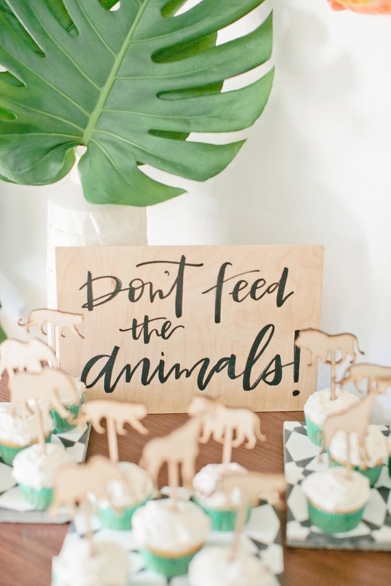 Jungle themed first birthday party ideas
