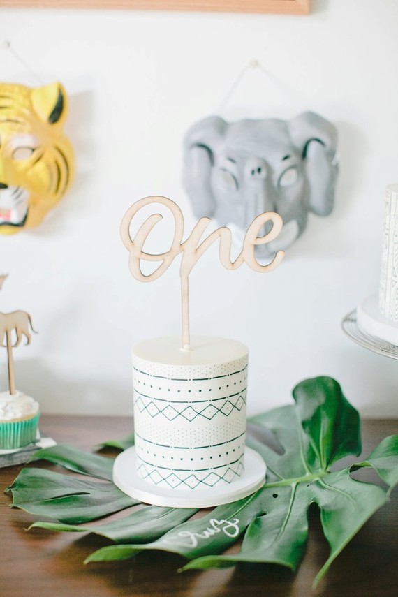 Jungle themed first birthday party ideas