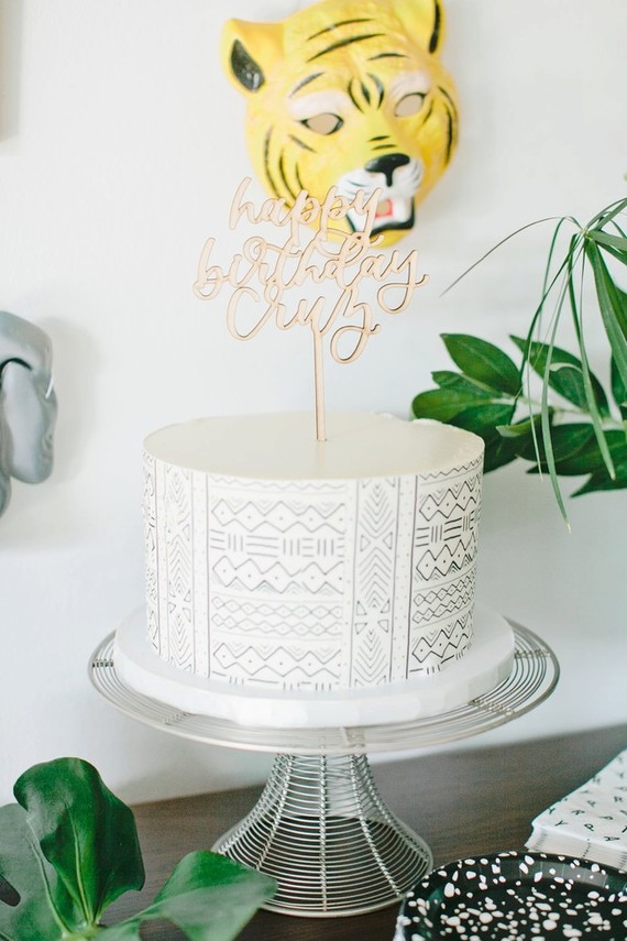 Jungle themed first birthday party ideas