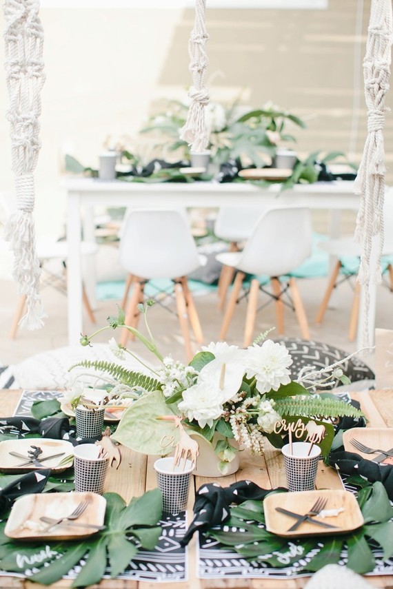 Jungle themed first birthday party ideas