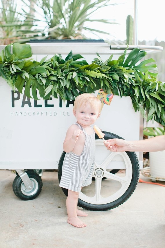 Jungle themed first birthday party ideas