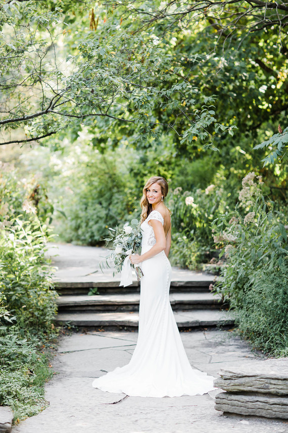 Classic chicago wedding at A New Leaf