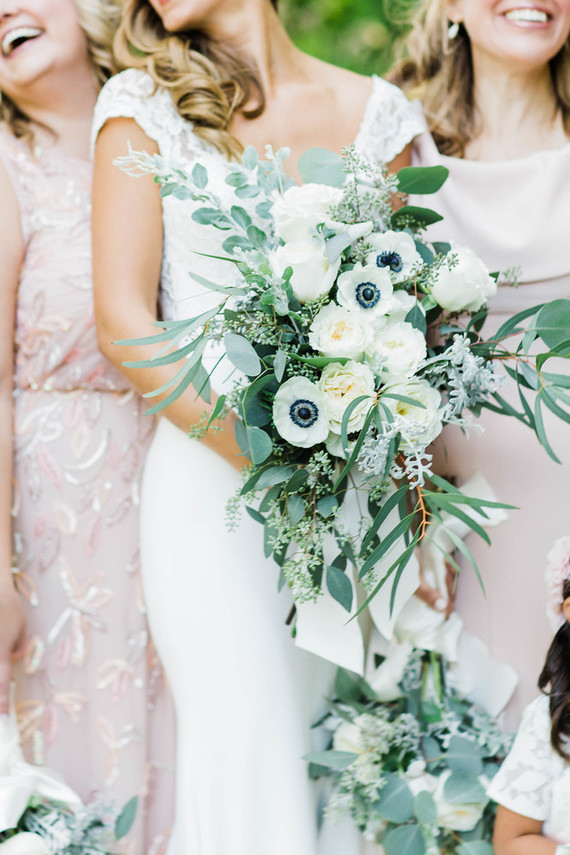 green and white bridal bouquet