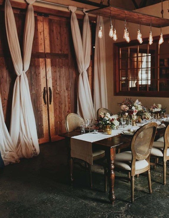 Romantic fall wedding inspiration at The Foundry in Nashville