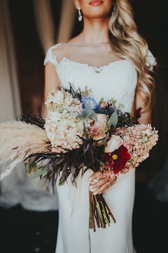 Romantic fall wedding inspiration at The Foundry in Nashville