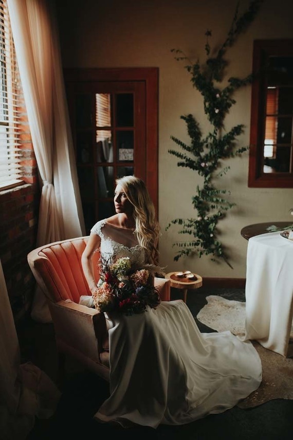 Romantic fall wedding inspiration at The Foundry in Nashville