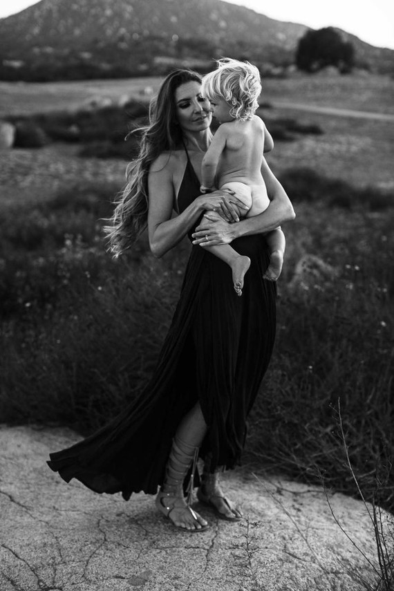 Black and white fashion-inspired family photos