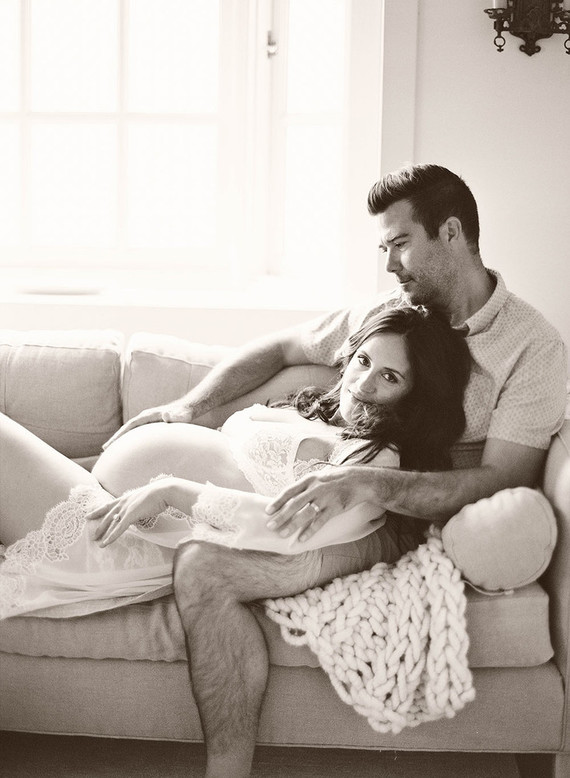 Amanda's maternity photos by Elizabeth Messina