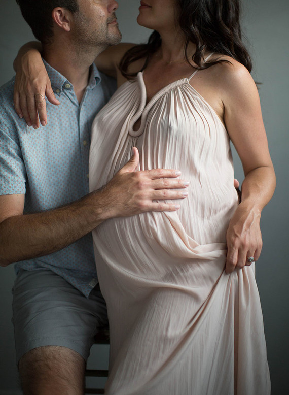 Amanda's maternity photos by Elizabeth Messina