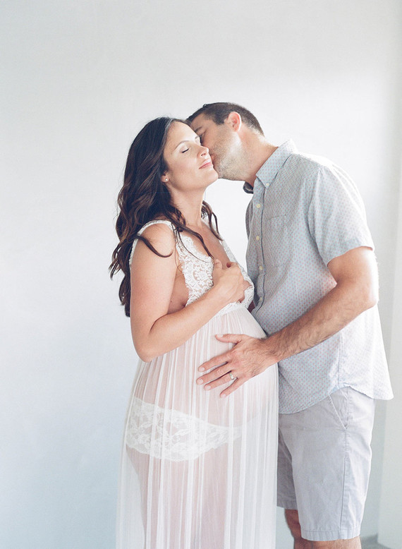 Amanda's maternity photos by Elizabeth Messina