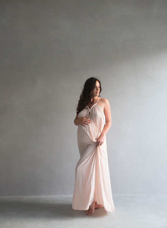 Amanda's maternity photos by Elizabeth Messina