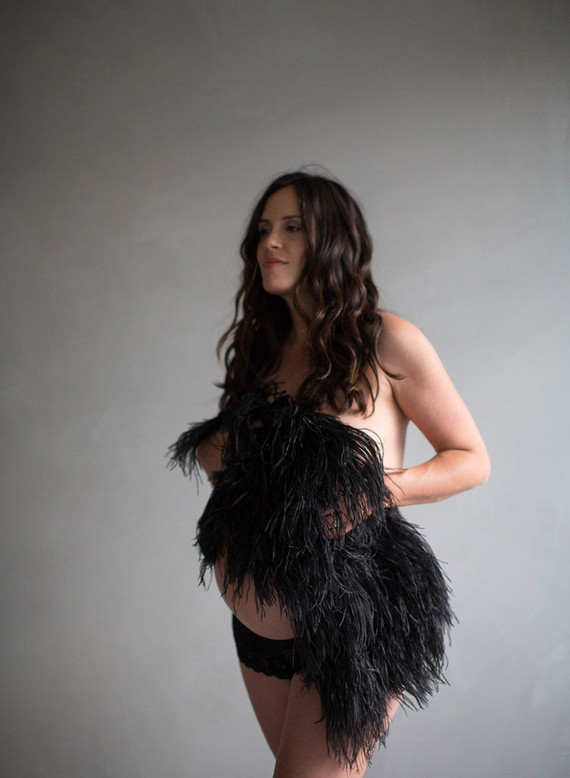 Amanda's maternity photos by Elizabeth Messina