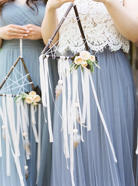 bridesmaids with dreamcatchers
