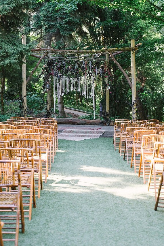 romantic fall wintery wedding in Washington state