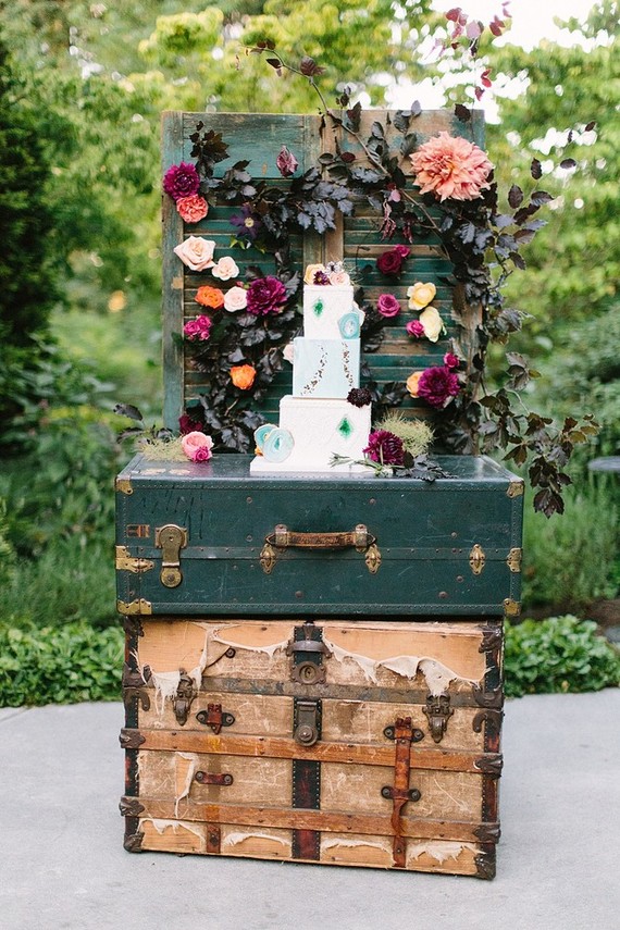 romantic fall wintery wedding in Washington state