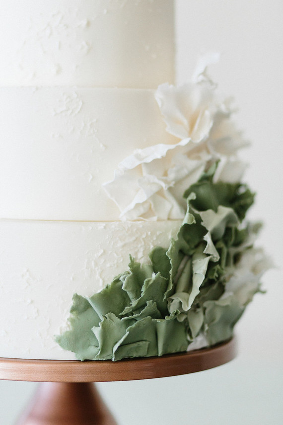 minimal succulent inspired wedding cake