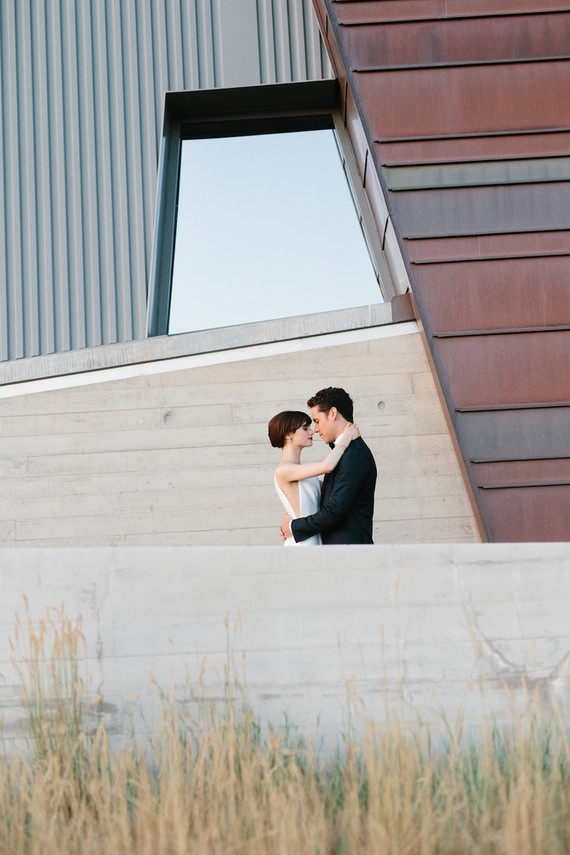 minimal museum wedding ideas