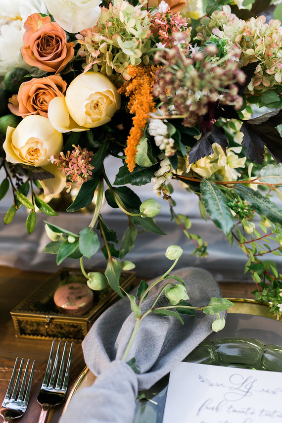 Glam fall wedding inspiration