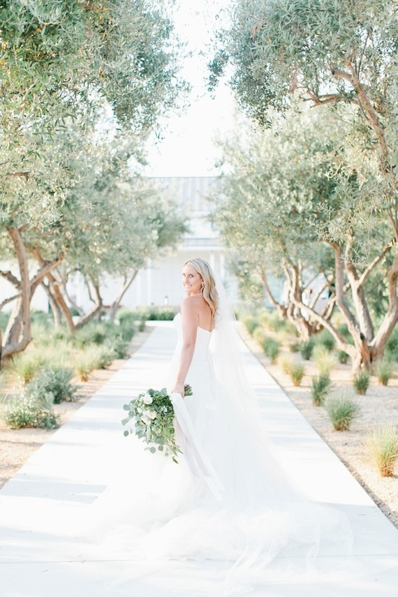 White olive ranch wedding in San Luis Obispo