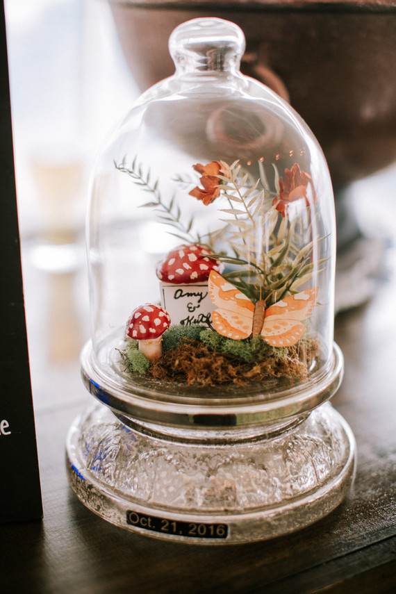 Moody fall barn wedding in Maine