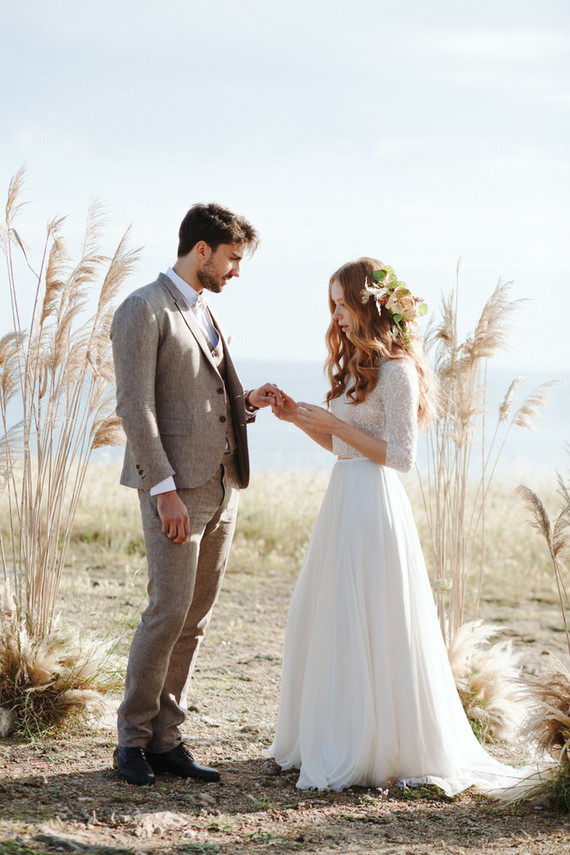 Romantic boho fall Apulia elopement