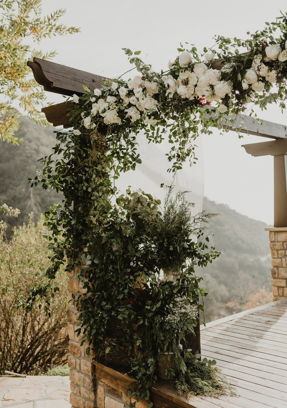 Rustic winter wedding in Oak Glen, CA