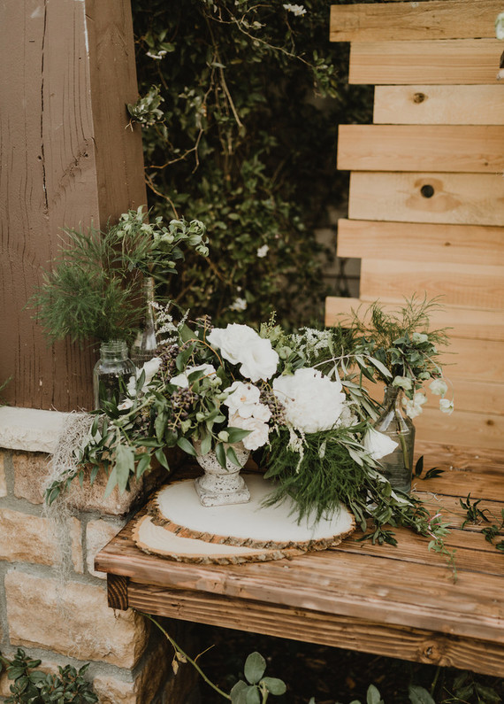 Rustic winter wedding in Oak Glen, CA