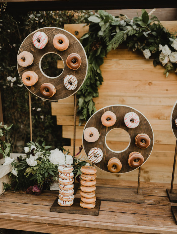 Rustic winter wedding in Oak Glen, CA