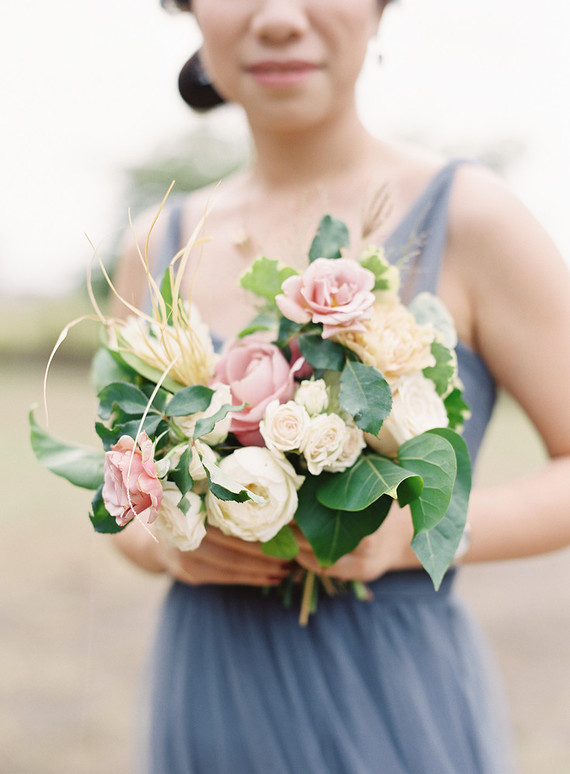 Vintage botanical wedding at Puakea Ranch in Hawaii Inspiration